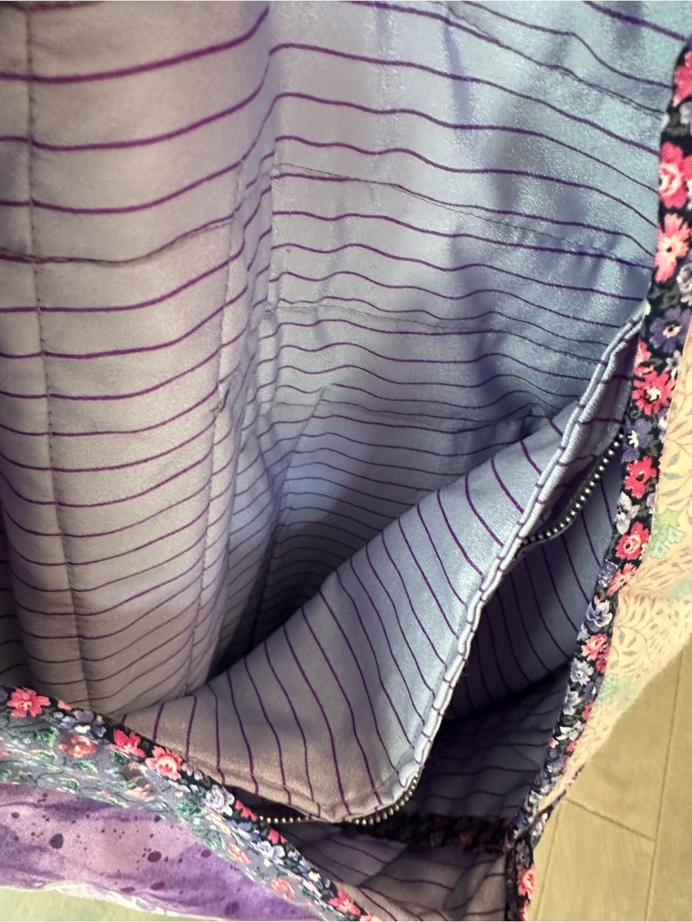 Vintage Handmade Purple and Pink Quilted Patchwork Crossbody Bag - Picture 5 of 7